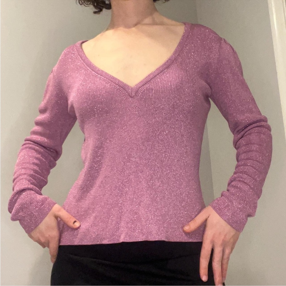 Betsey Johnson magnets V-Neck Women's Sweater